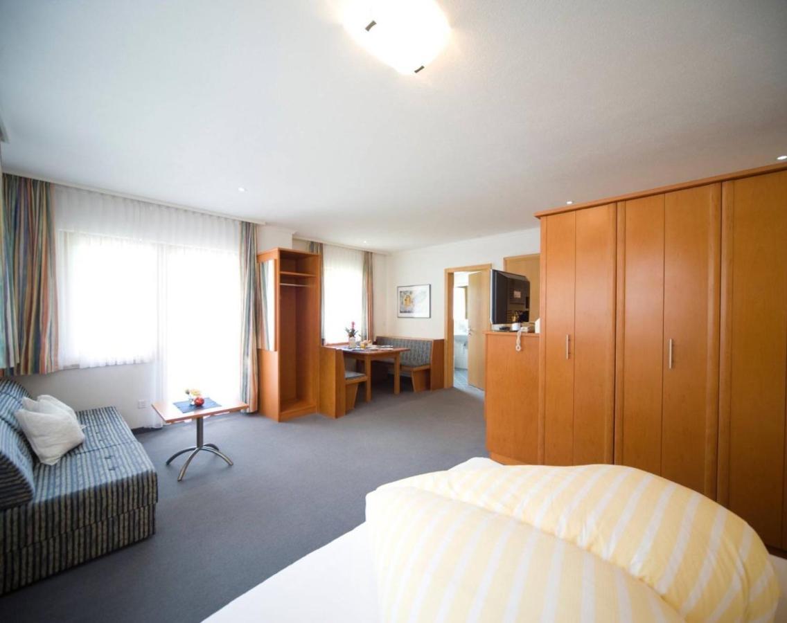 Soliva Hotel & Apartments 萨姆瑙恩 外观 照片