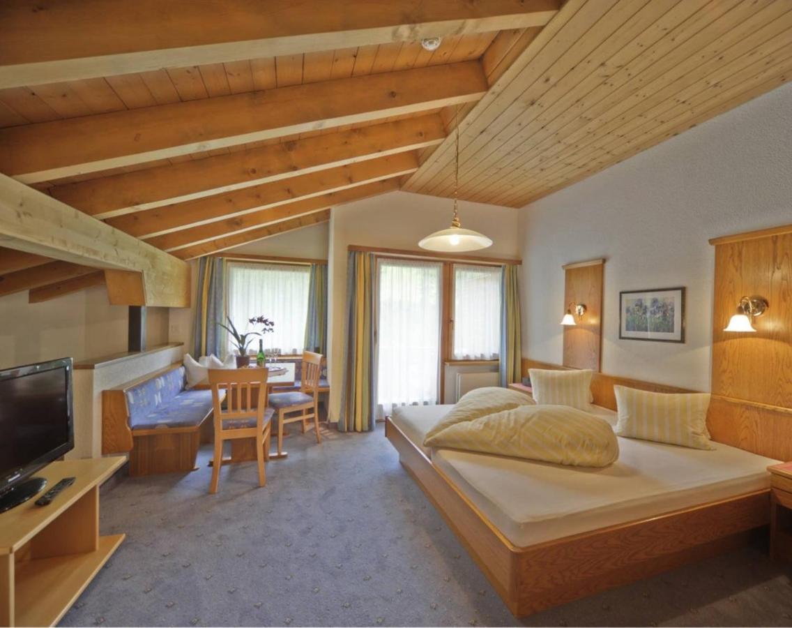 Soliva Hotel & Apartments 萨姆瑙恩 外观 照片